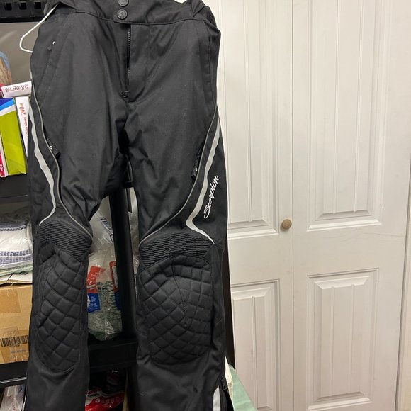 Motorcycle Jacket & Pants - Picture 6 of 9